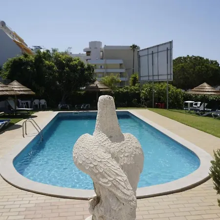 Debimar Apartamento *