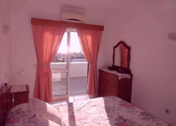 Debimar Apartamento *